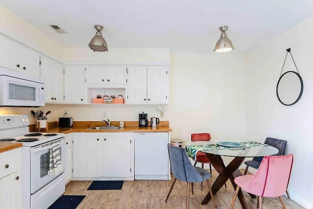 Serenity By The Sea Private Beach Pets Welcome Norfolk Holiday home